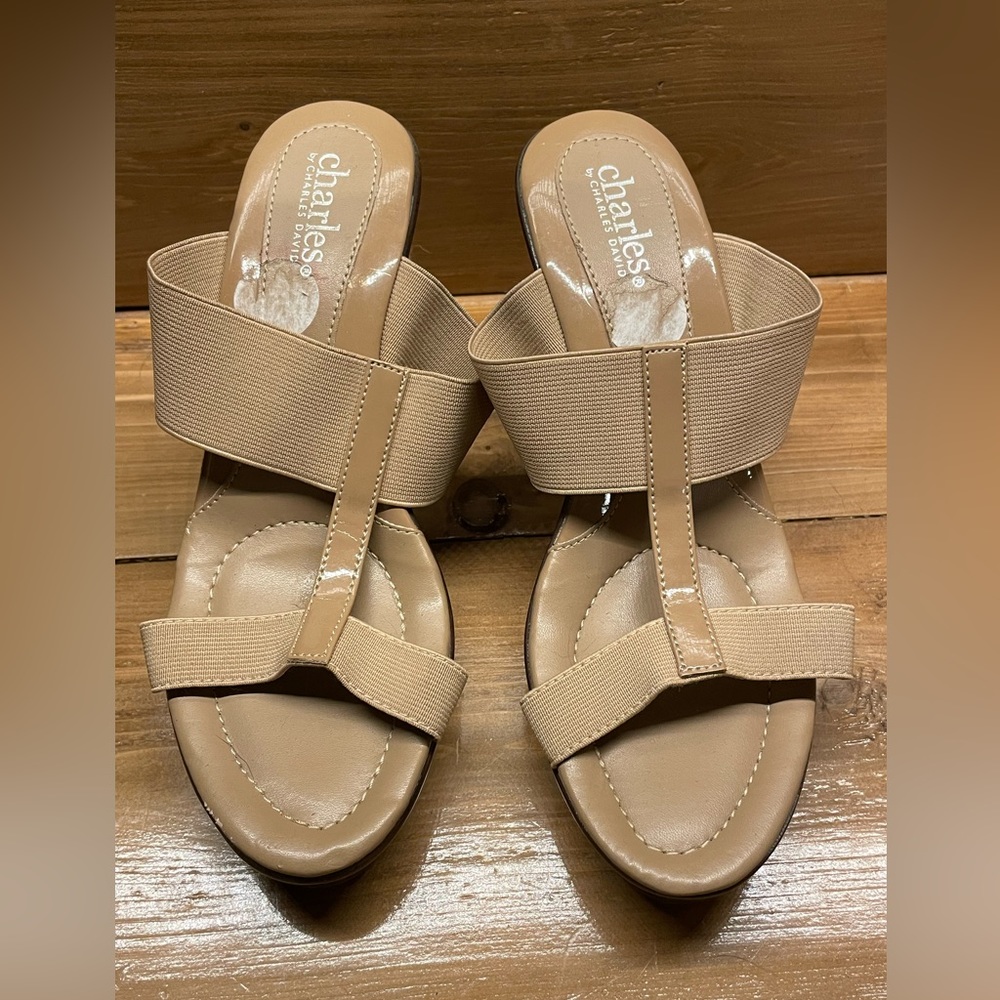 Charles by Charles David Beige Wedge Heel Strapy Shoes Size 6B